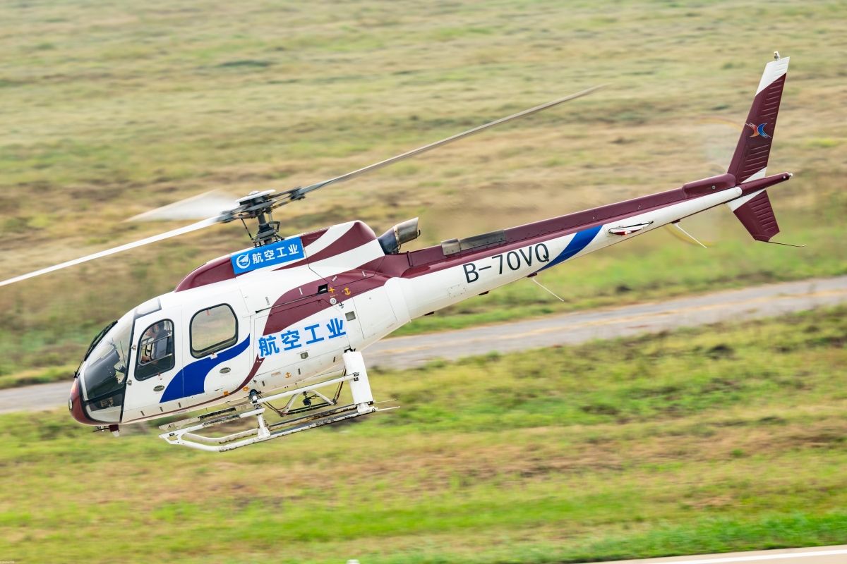 AC311A举行航行预演。。。。。。。摄影：岳书华